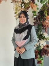 นางวีรนุช แวอูมา